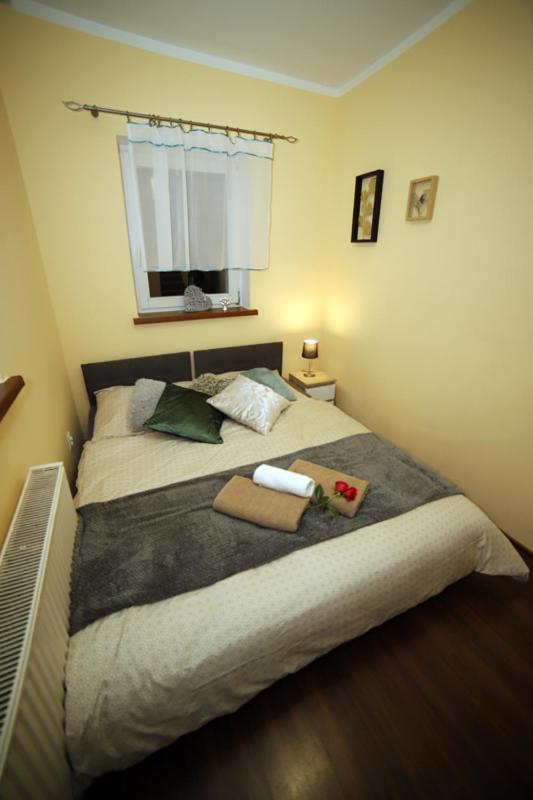 Sowi Gosciniec Wellness & Breakfast Apartment Sokolec Ngoại thất bức ảnh