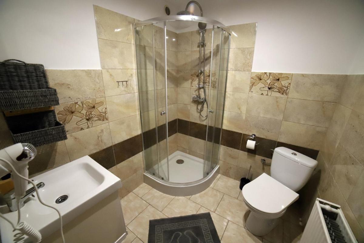 Sowi Gosciniec Wellness & Breakfast Apartment Sokolec Ngoại thất bức ảnh